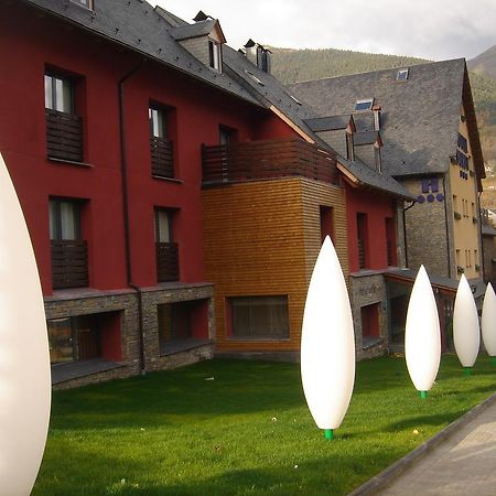 Nubahotel Vielha Eksteriør bilde