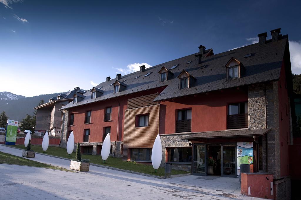 Nubahotel Vielha Eksteriør bilde